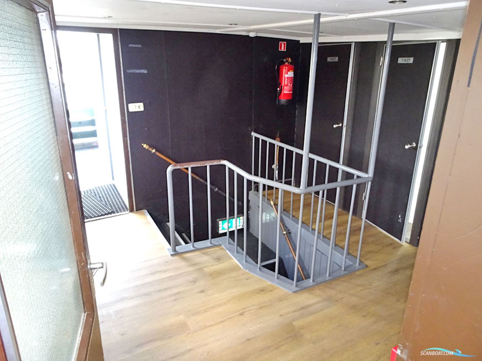 Accommodatie / Hotelschip met UBC
