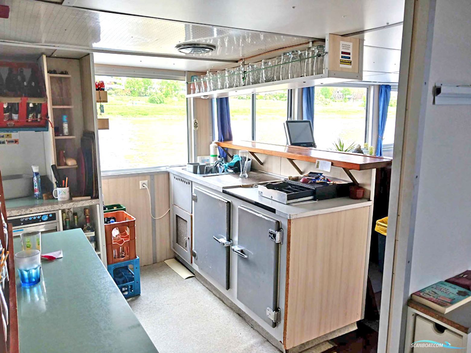 Dagpassagiersschip 221 Pers, Rijn Gecertificeerd