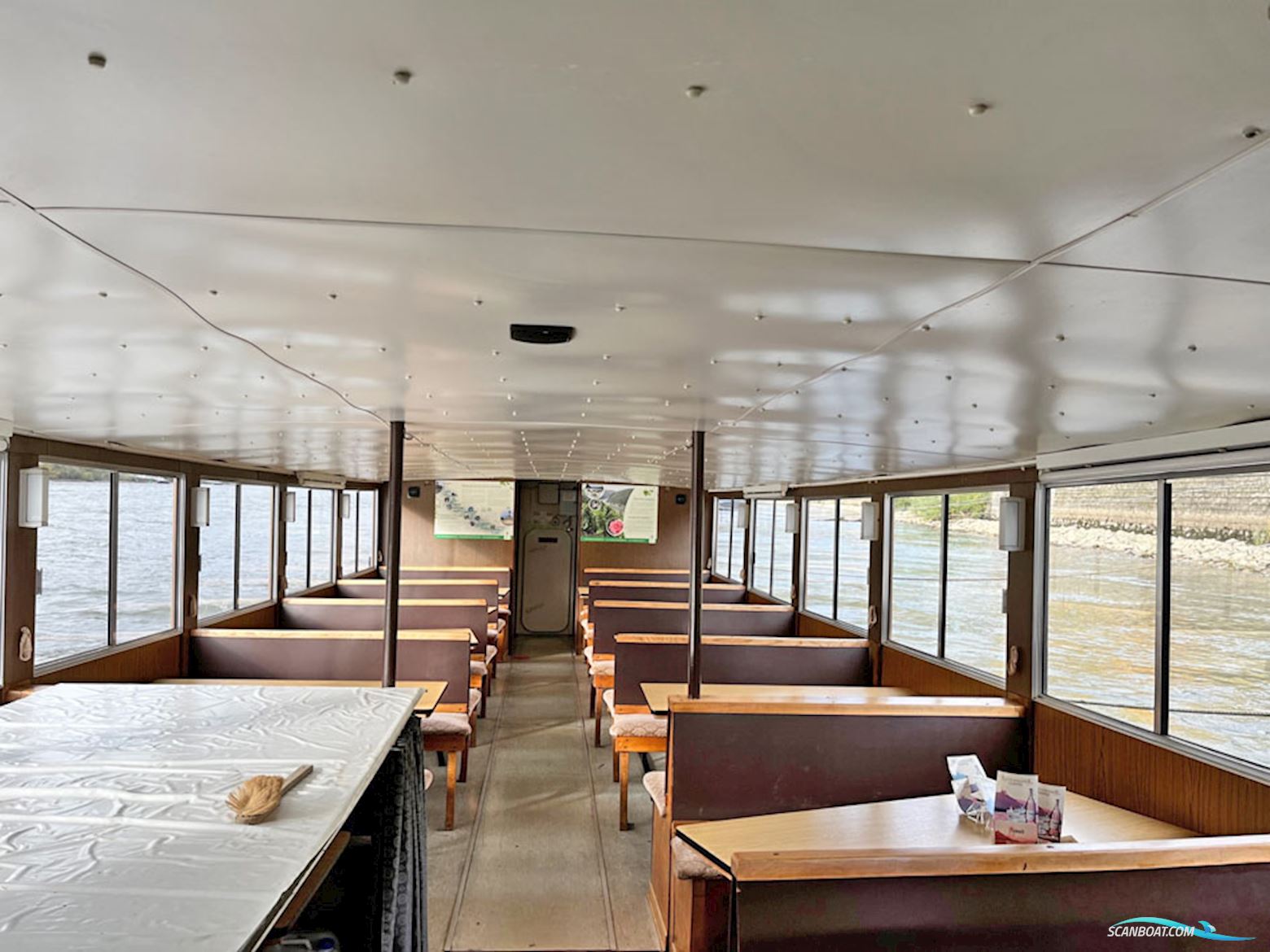 Dagpassagiersschip 50 pers met UBC