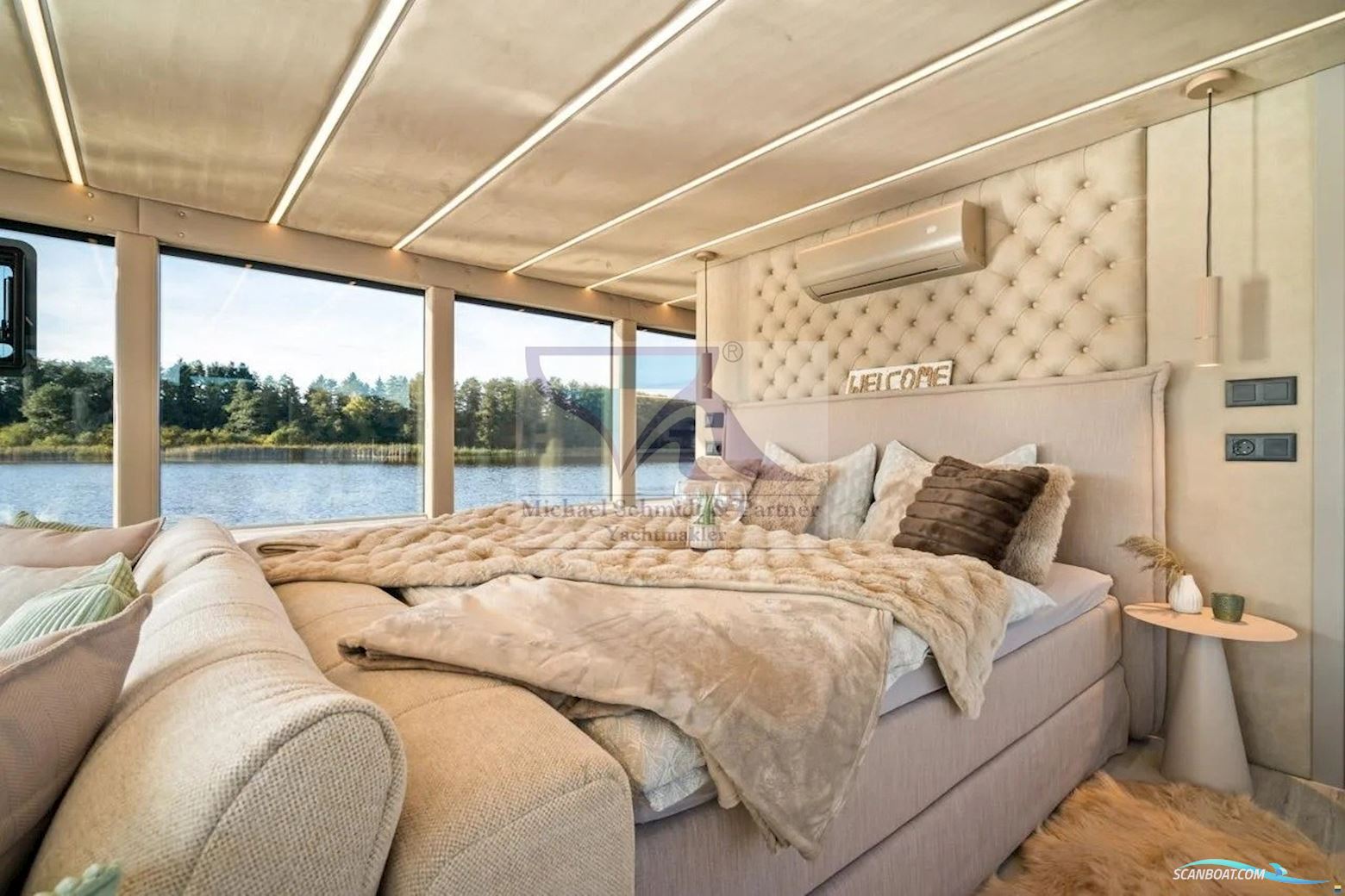 Desidus Hausboot/Hausyacht Lake Suite