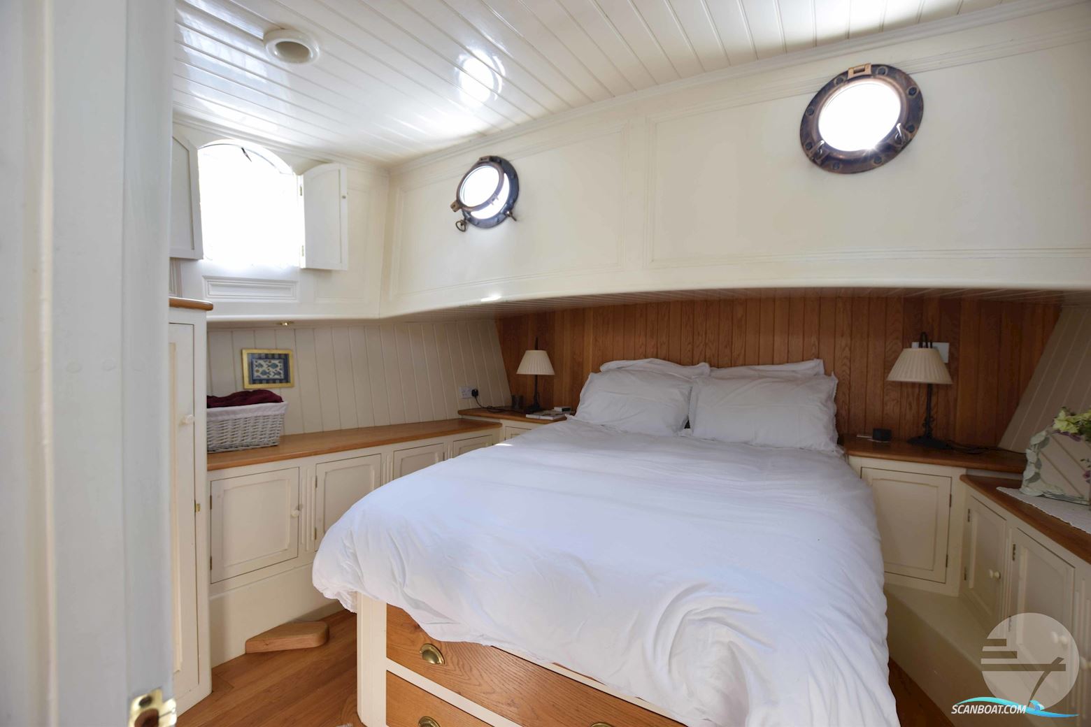 Dutch Barge Replica Custom