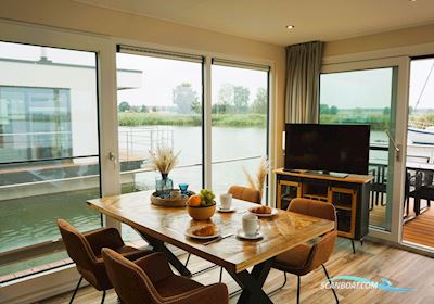 Floating House 44 Live a board / Riverboat 2023, Germany