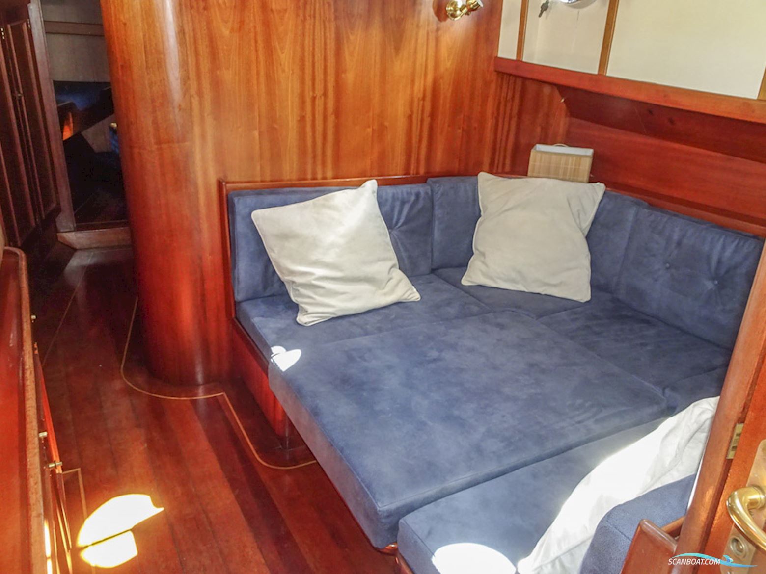 Kotter varend woonschip 14.95