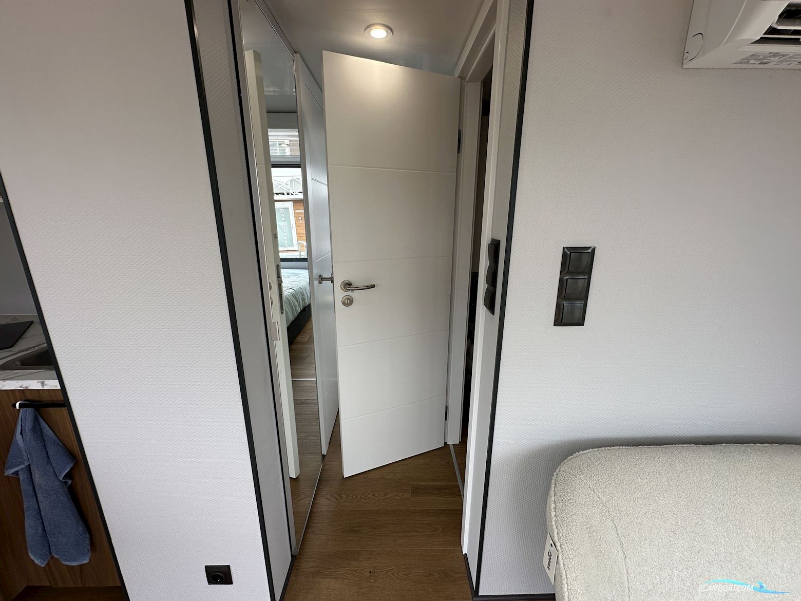 La Mare Houseboat Stb 4.0 (Canalboat 4)