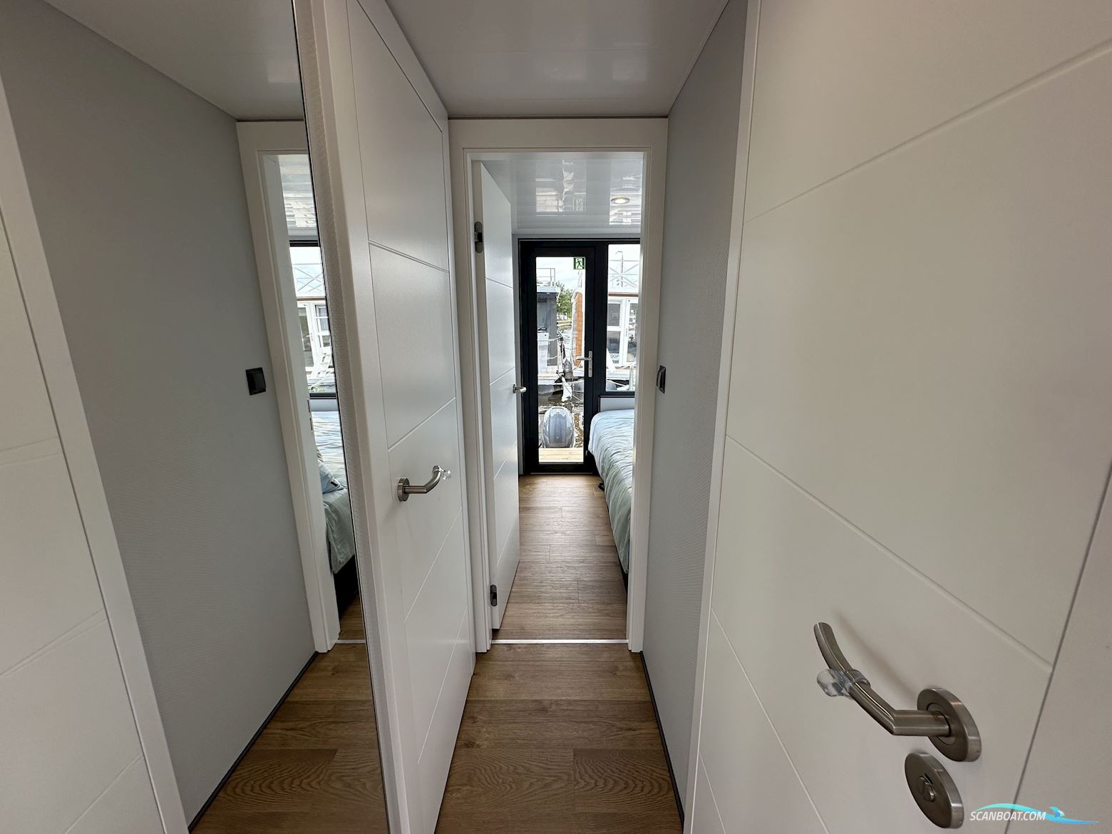 La Mare Houseboat Stb 4.0 (Canalboat 4)