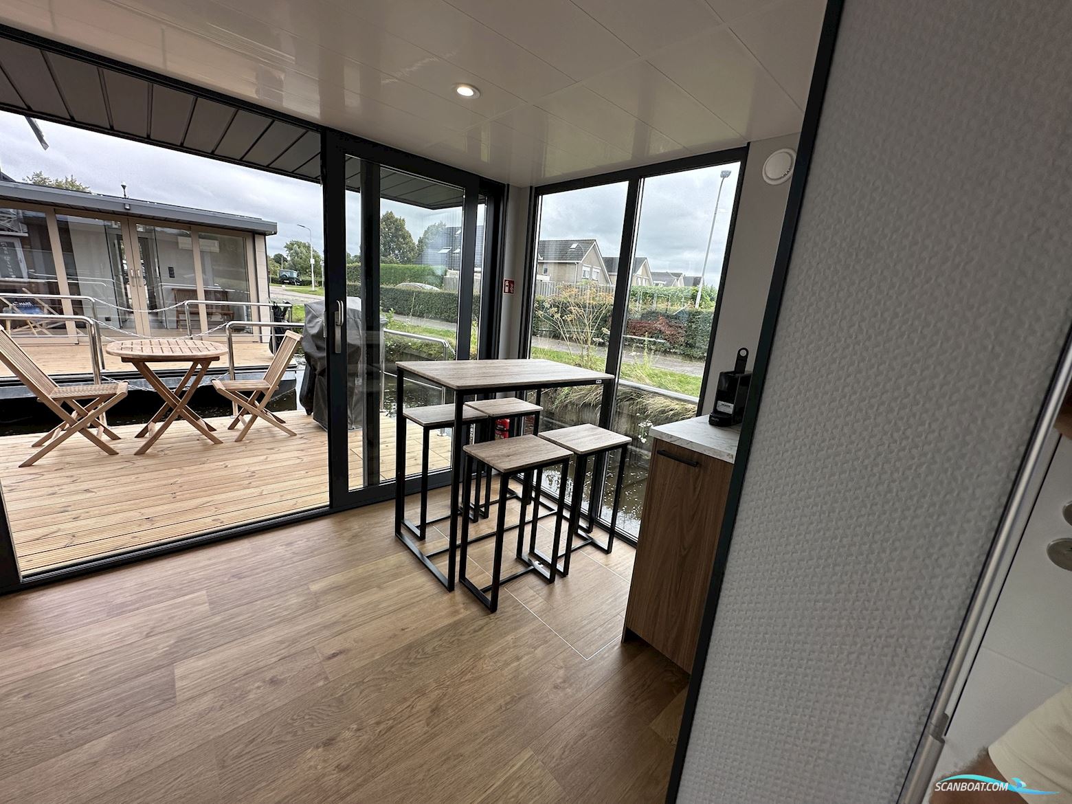 La Mare Houseboat Stb 4.0 (Canalboat 4)