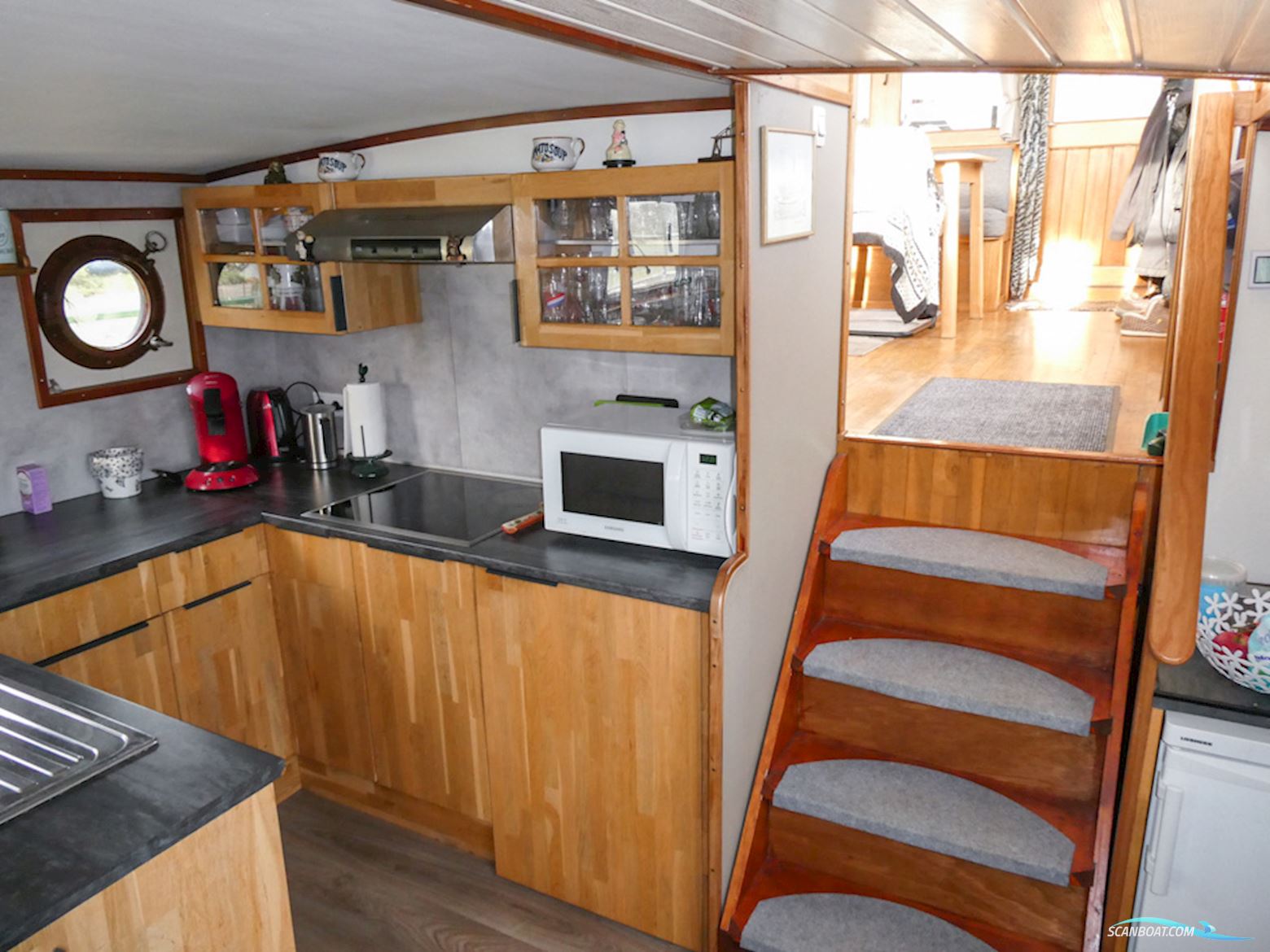 Luxe Motor 21.01 Met Cbb