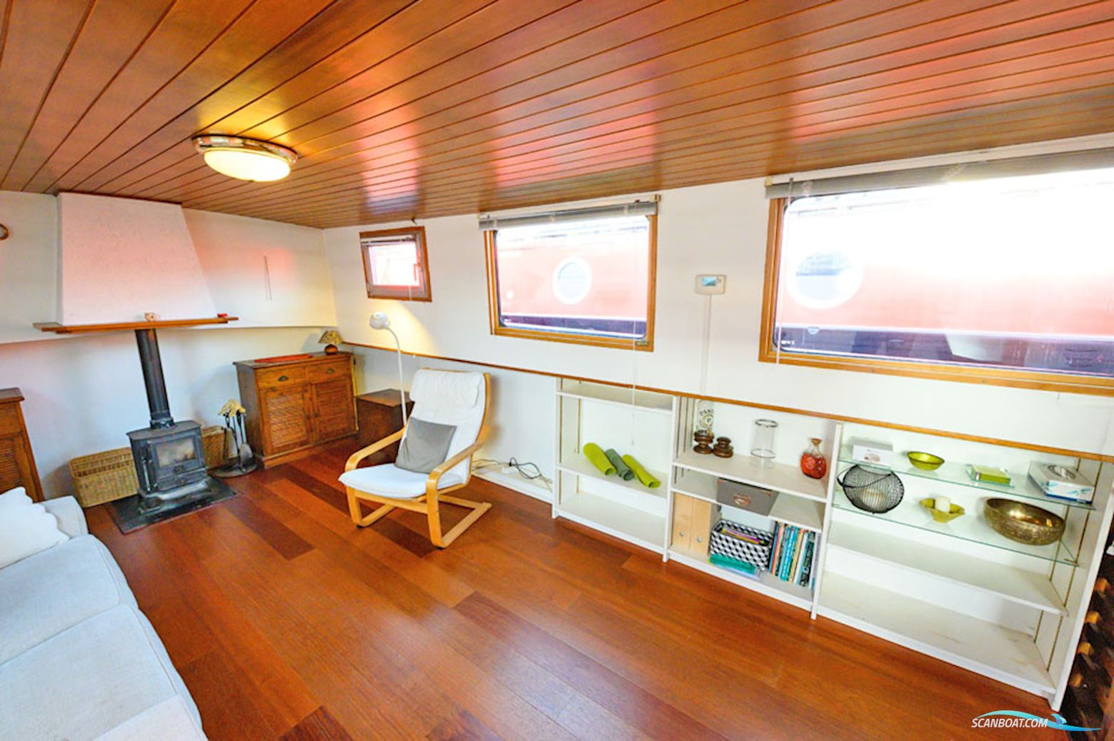 Luxe Motor 21.18 Met Ubc