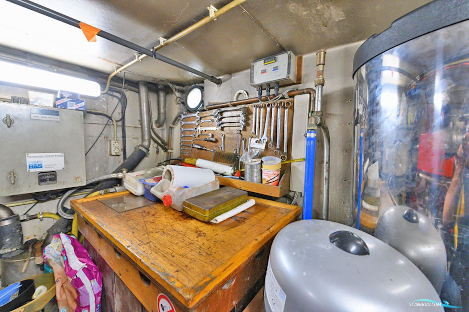 Luxe Motor 21.18 Met Ubc