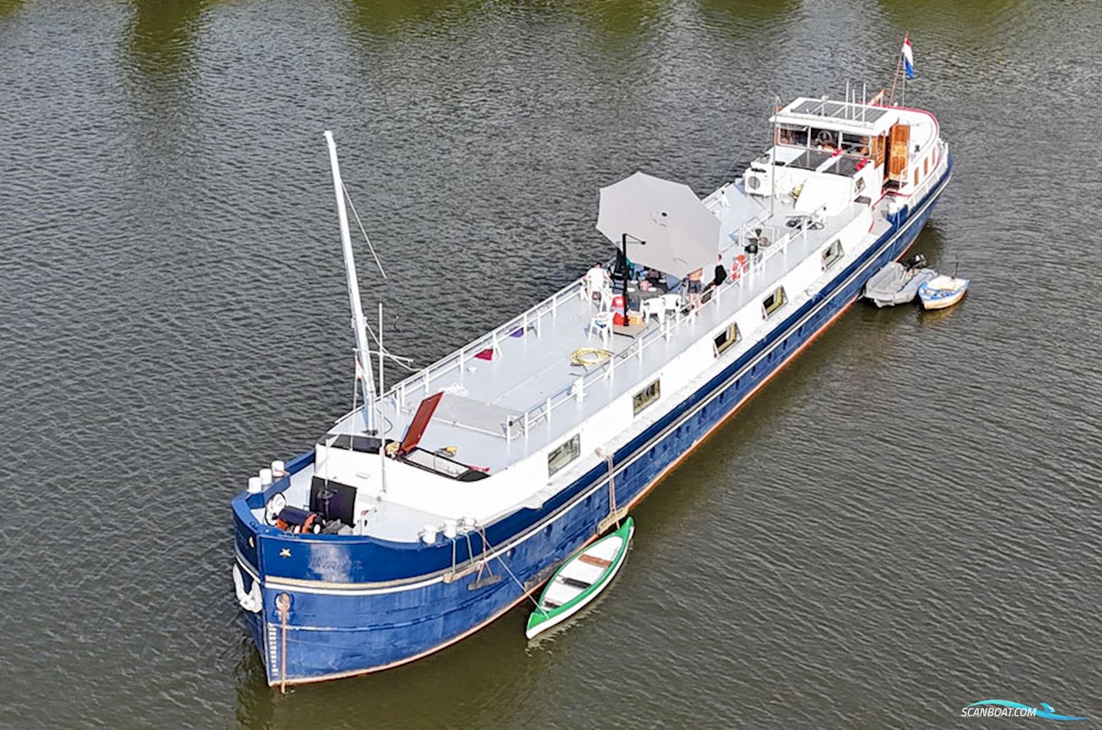 Luxe Motor 36.72, Cbb Rijn