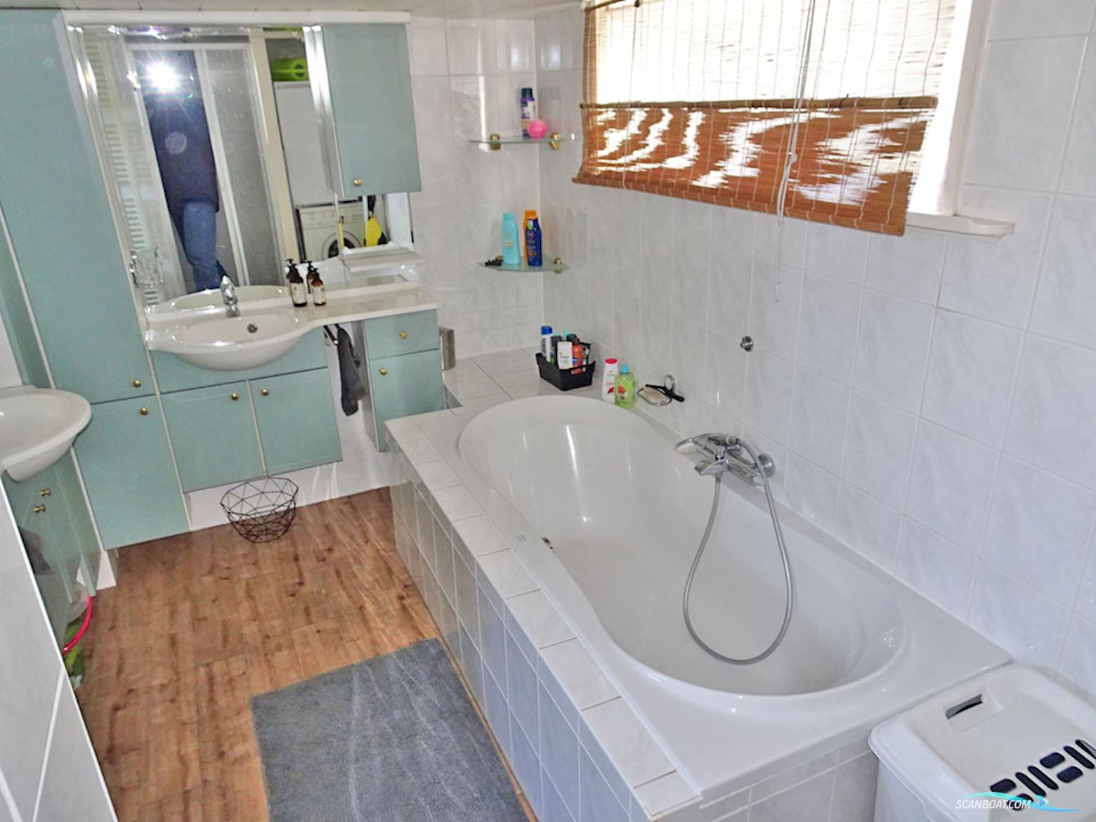 Luxe Motor 36.72, Cbb Rijn