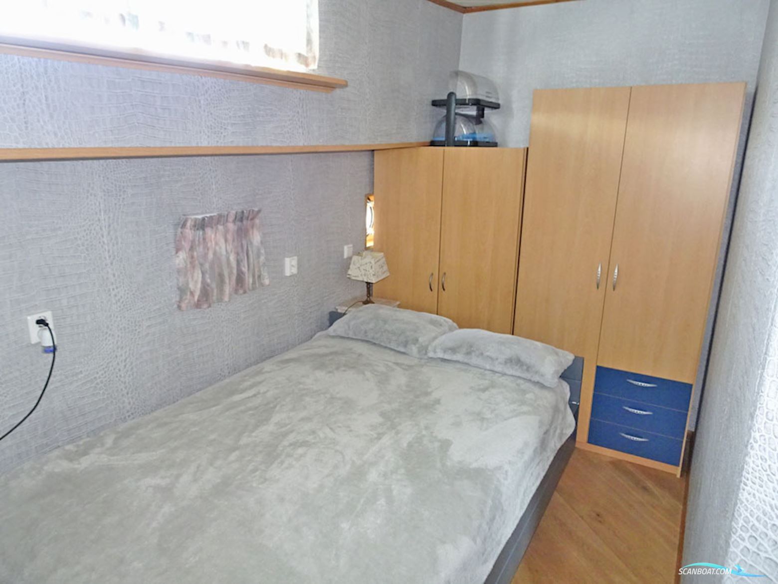 Luxe Motor 36.72, Cbb Rijn