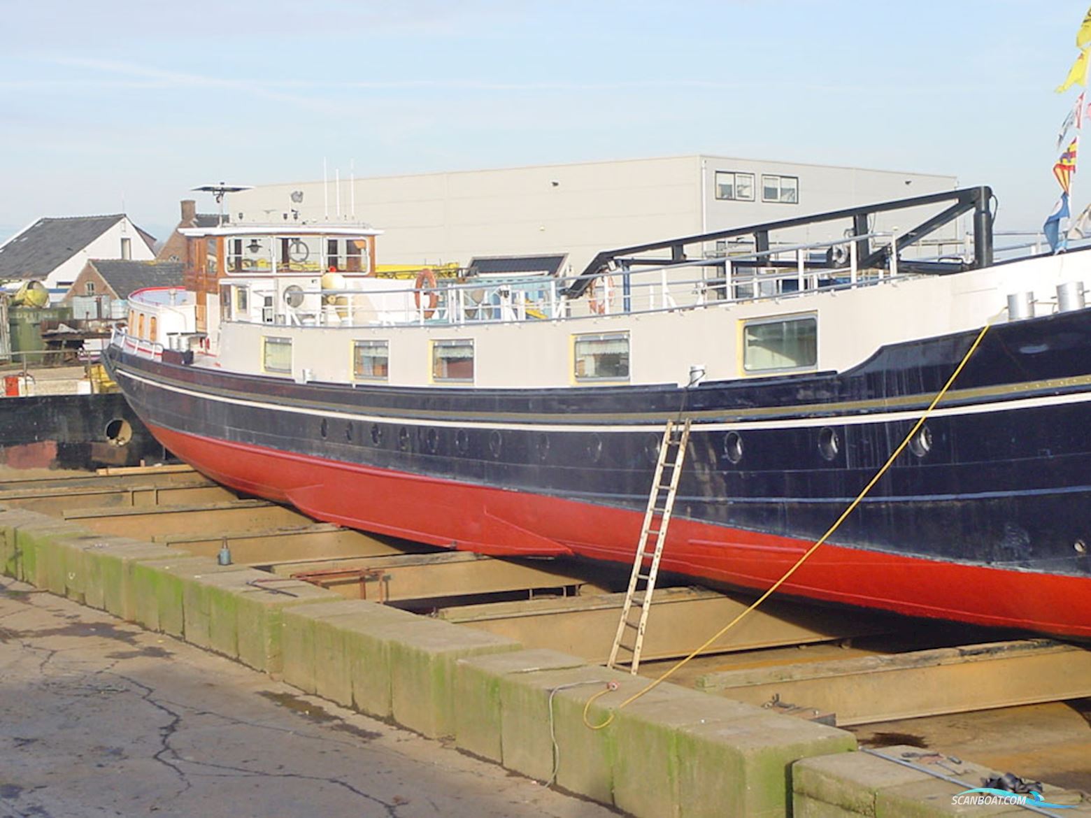 Luxe Motor 36.72, Cbb Rijn