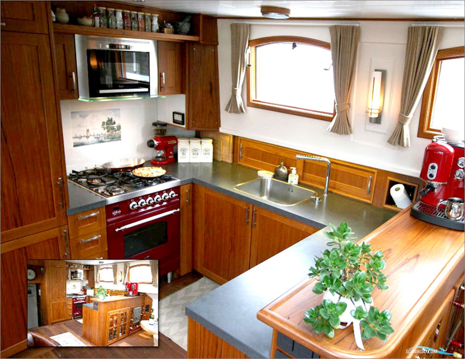 Luxe Motor Cruise 19.75