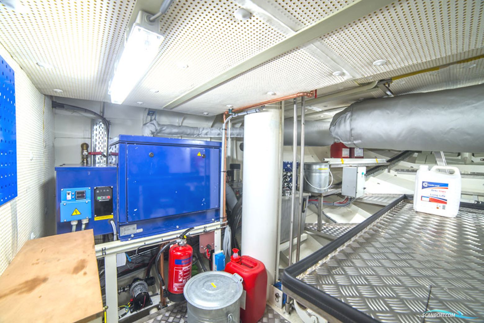 Luxe Motor Cruise 19.75