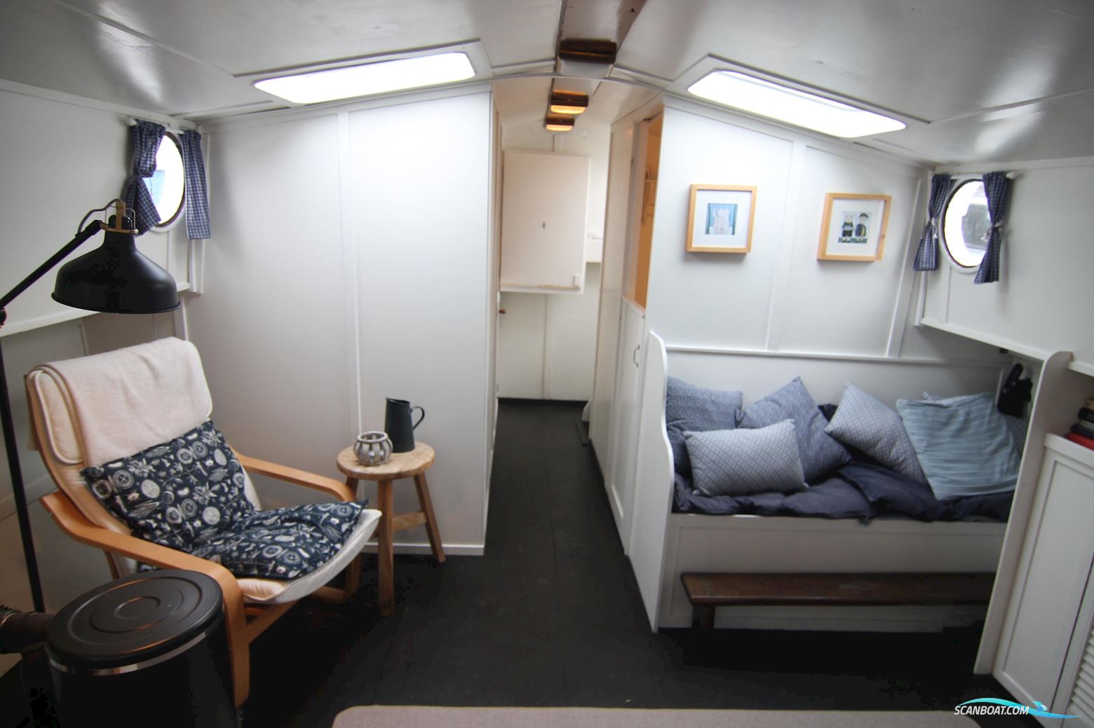 Luxe-Motor Live Aboard