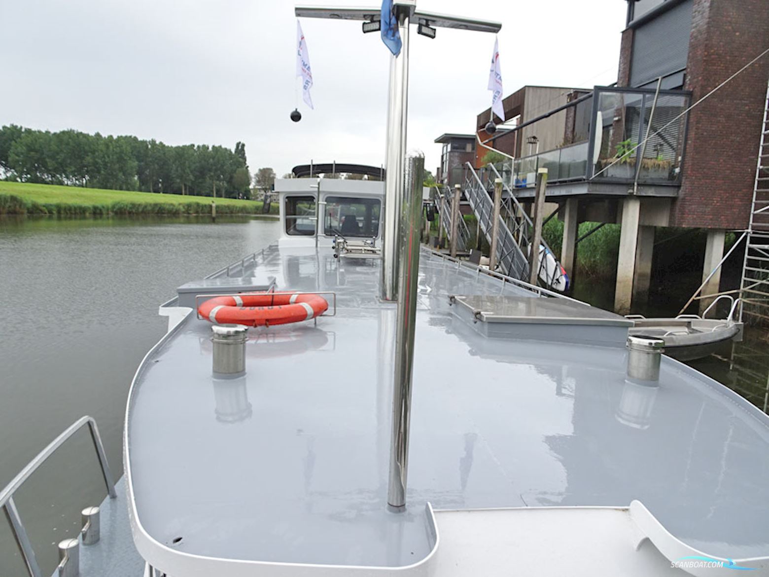 Luxe Varend Woonschip Rijn Gecertificeerd