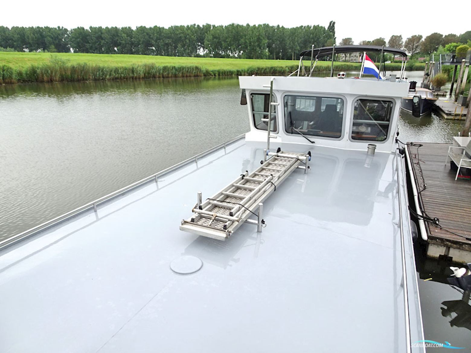 Luxe Varend Woonschip Rijn Gecertificeerd