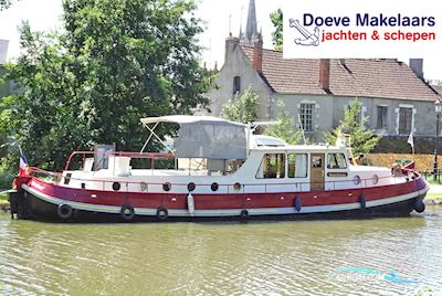 MOTORTJALK 16.59 Live a board / Riverboat 1907, with Bussing engine, The Netherlands