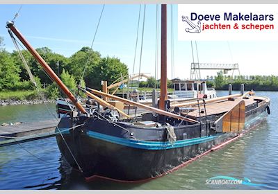 Museale Zeiltjalk 20.40 met UBC Live a board / Riverboat 1877, with Mitsubishi<br />S6E engine, The Netherlands