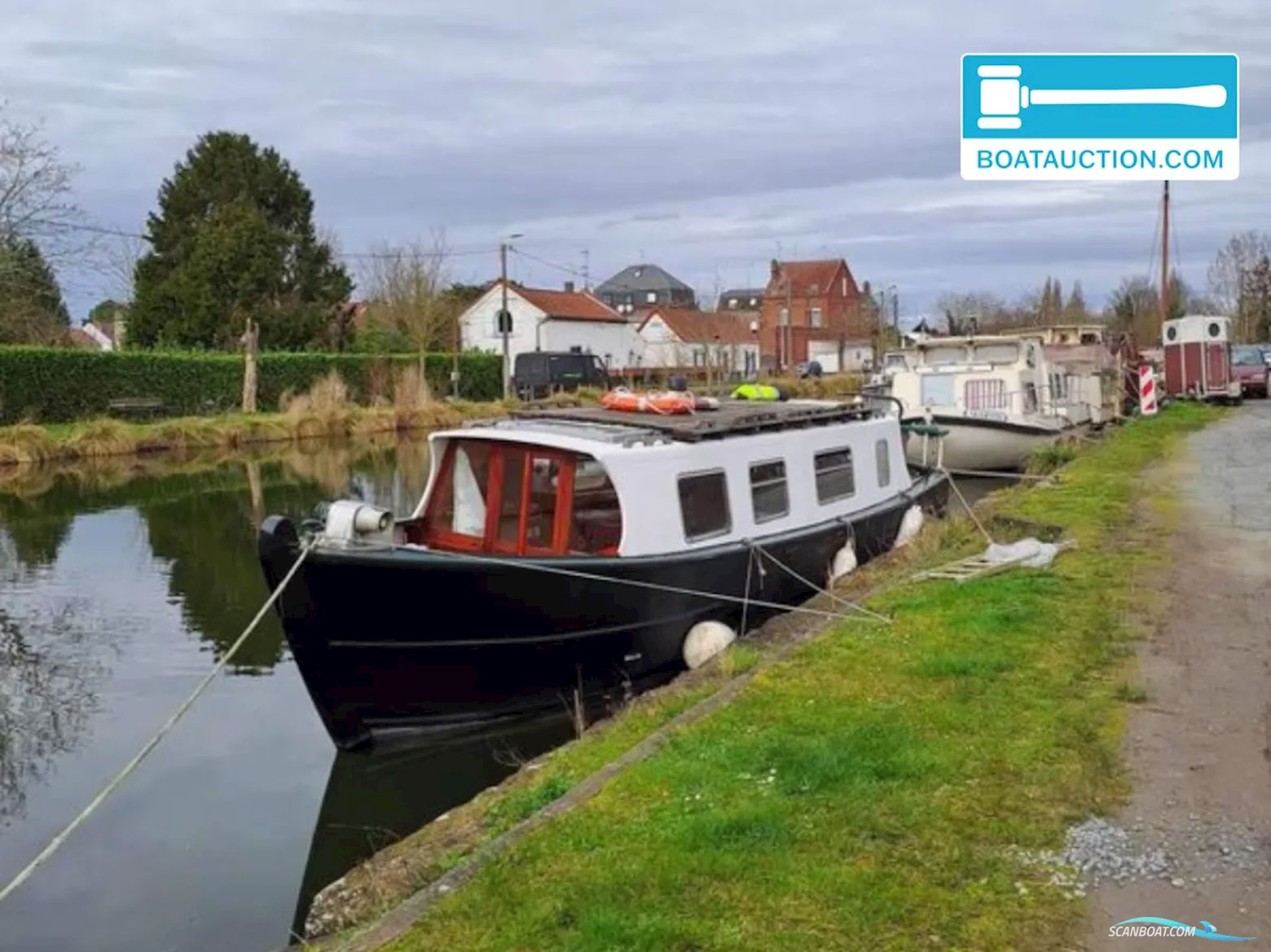 Narrowboat 1000 Live a board / Riverboat 1970, with Lister part engine, France