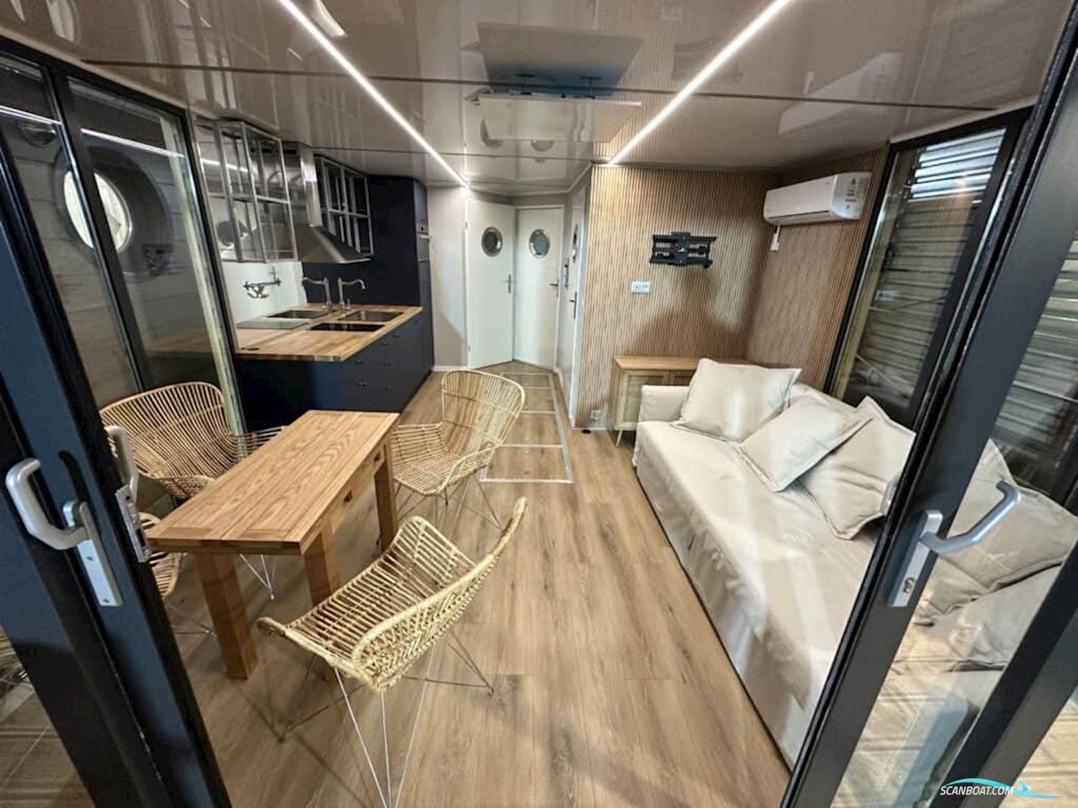 Oriontrade Lakestar 1000