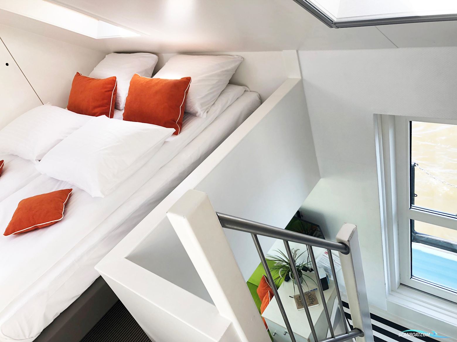 Prins Homeship 1350 | Vaarhuis Houseboat
