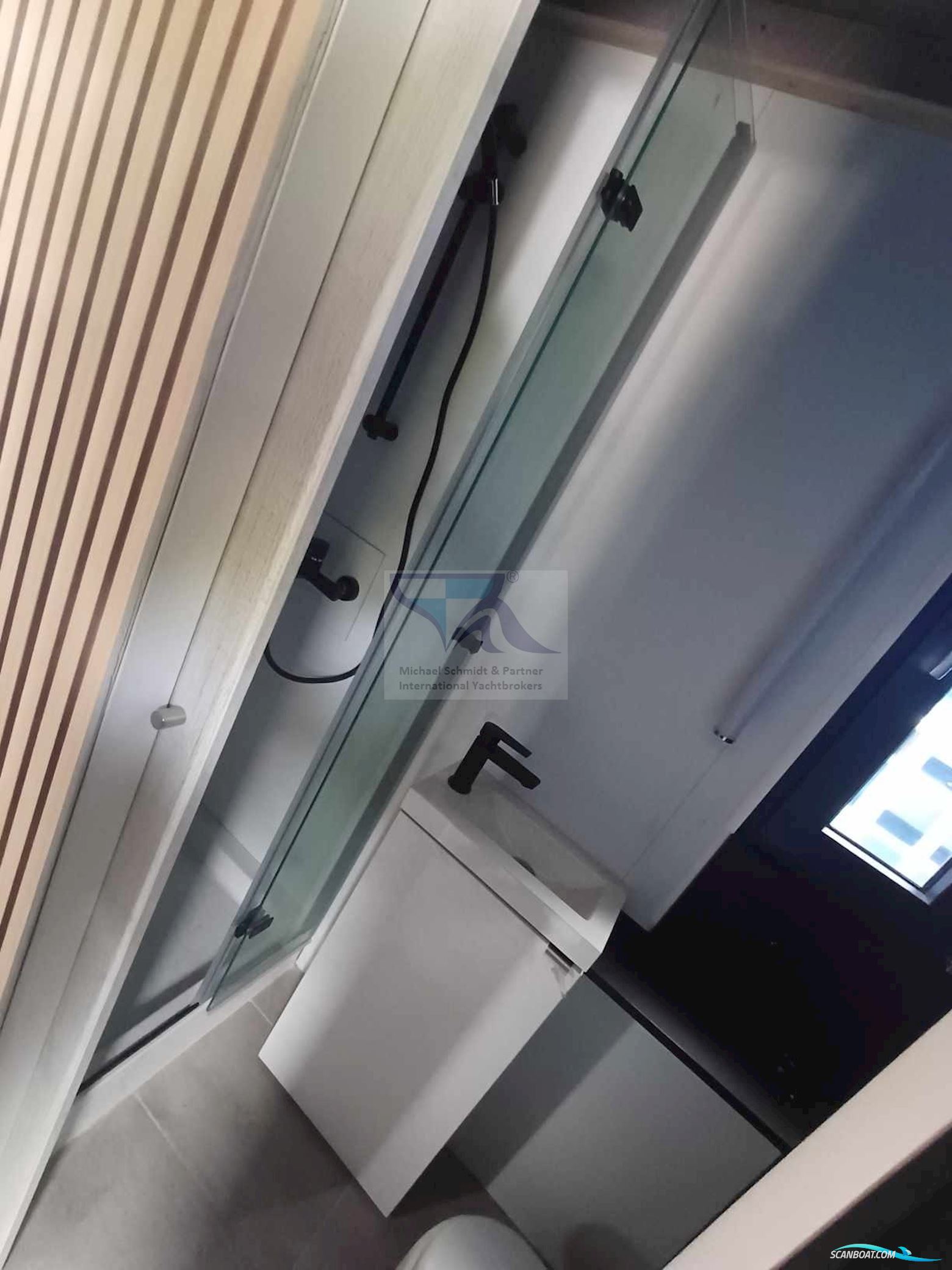 Shogun Hausboot Mobil