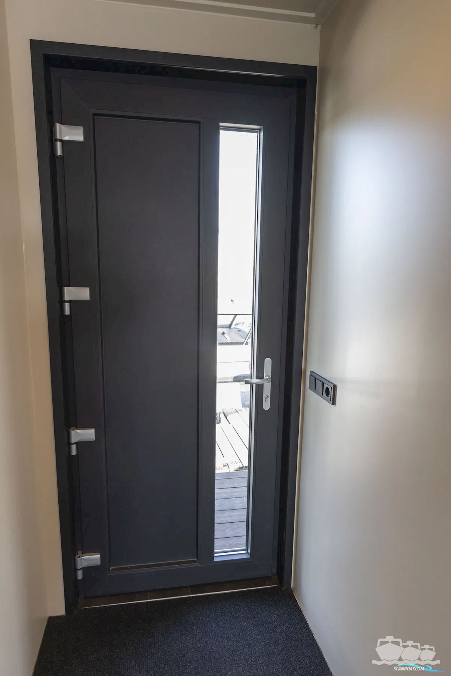 SL Houseboat Marina Den Oever, inclusief ligplaats