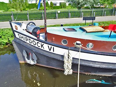 Sleepboot 16.40 16.40, Shipdock VI Live a board / Riverboat 1941, with Kromhout<br />3F240 lucht gestart engine, The Netherlands