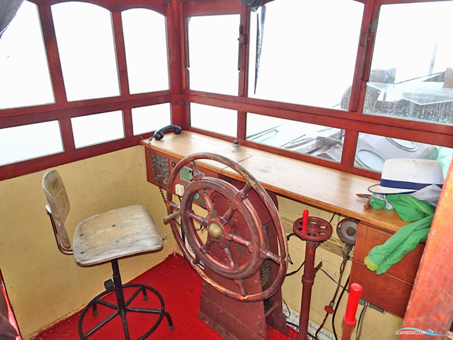 Sleepboot Amsterdammer 13.97