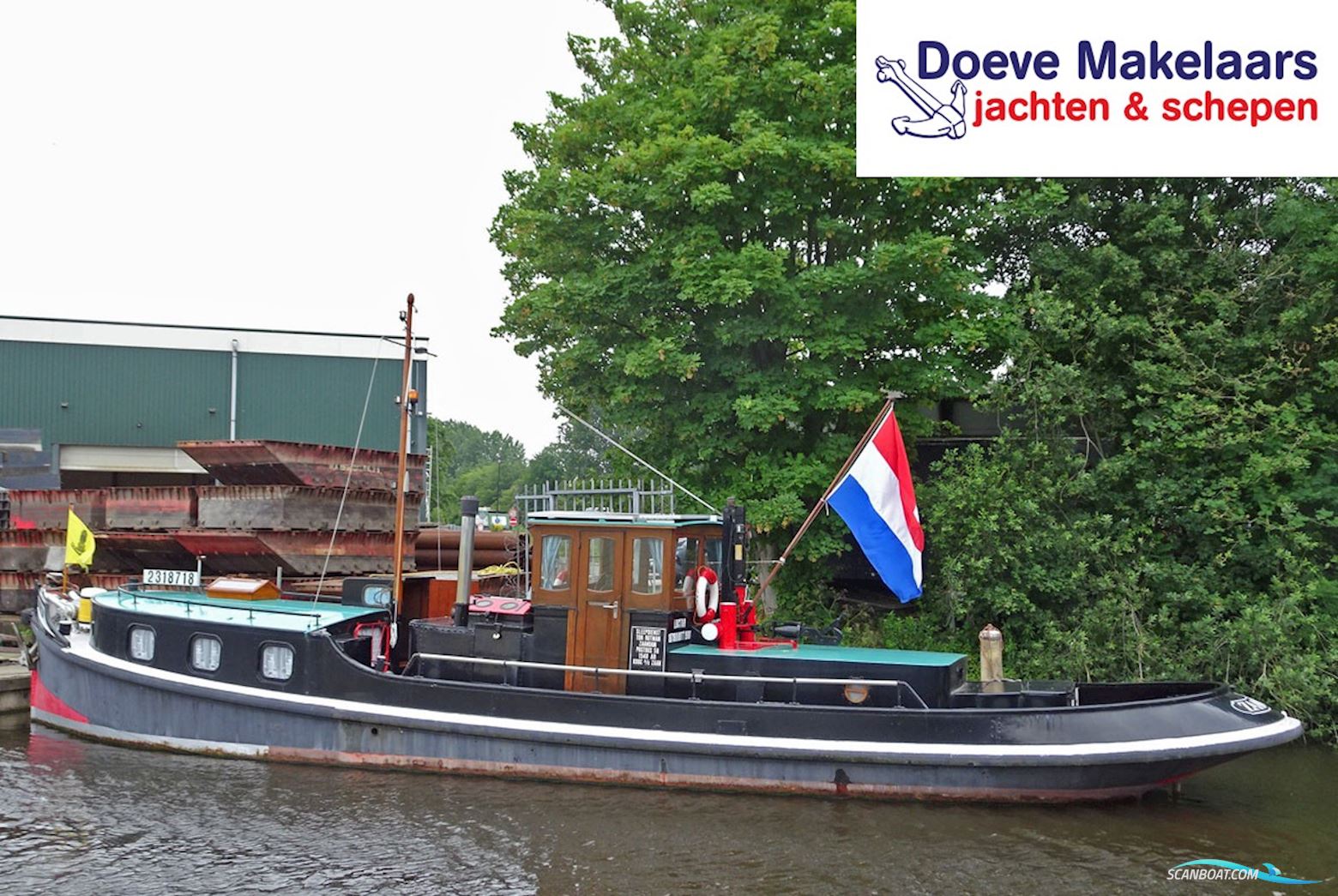 Sleepboot Amsterdammer 15.16 Live a board / Riverboat 1924, with Kromhout<br />6TS117 engine, The Netherlands
