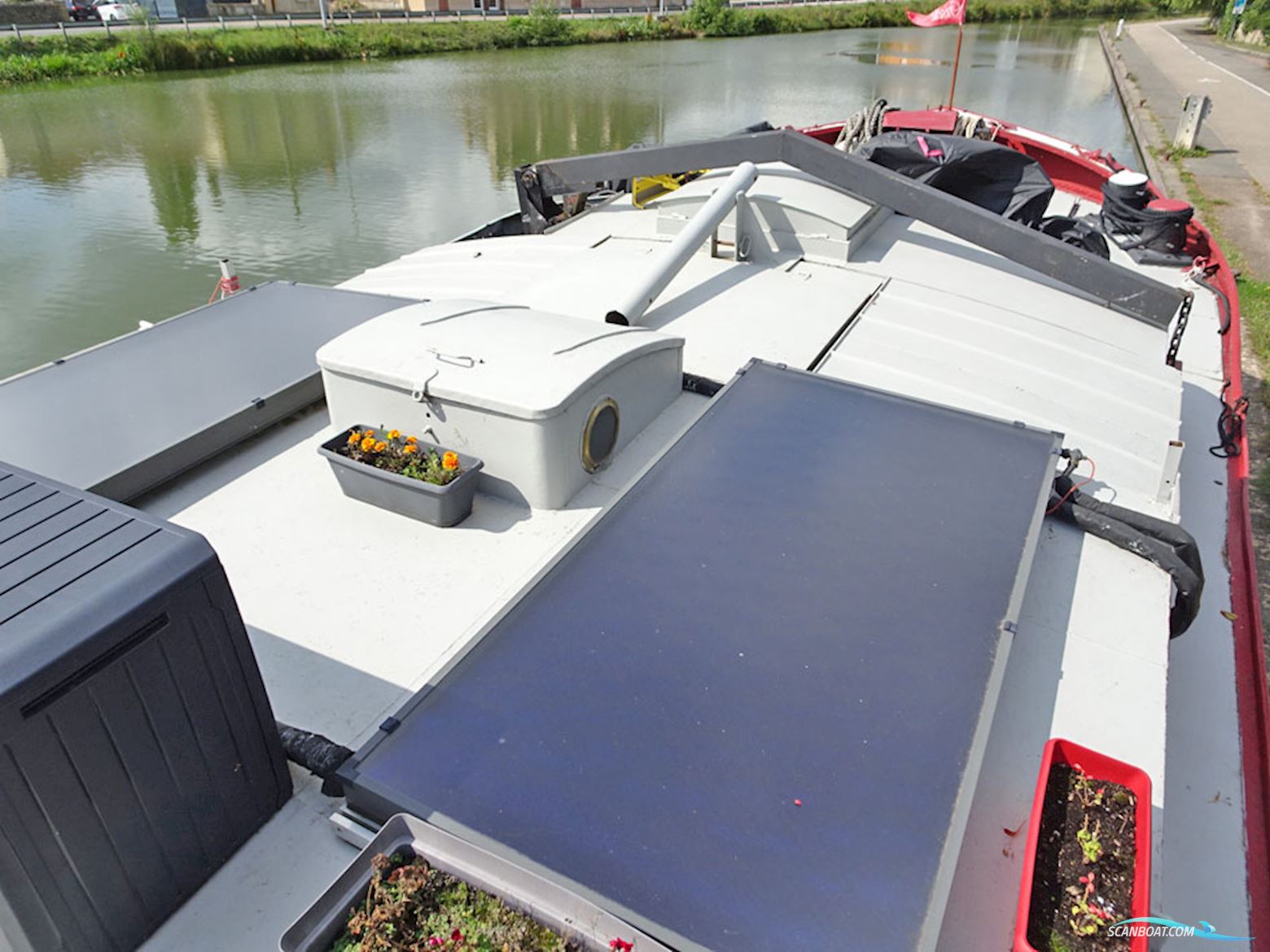 Spits Varend Woonschip 30.53 met UBC