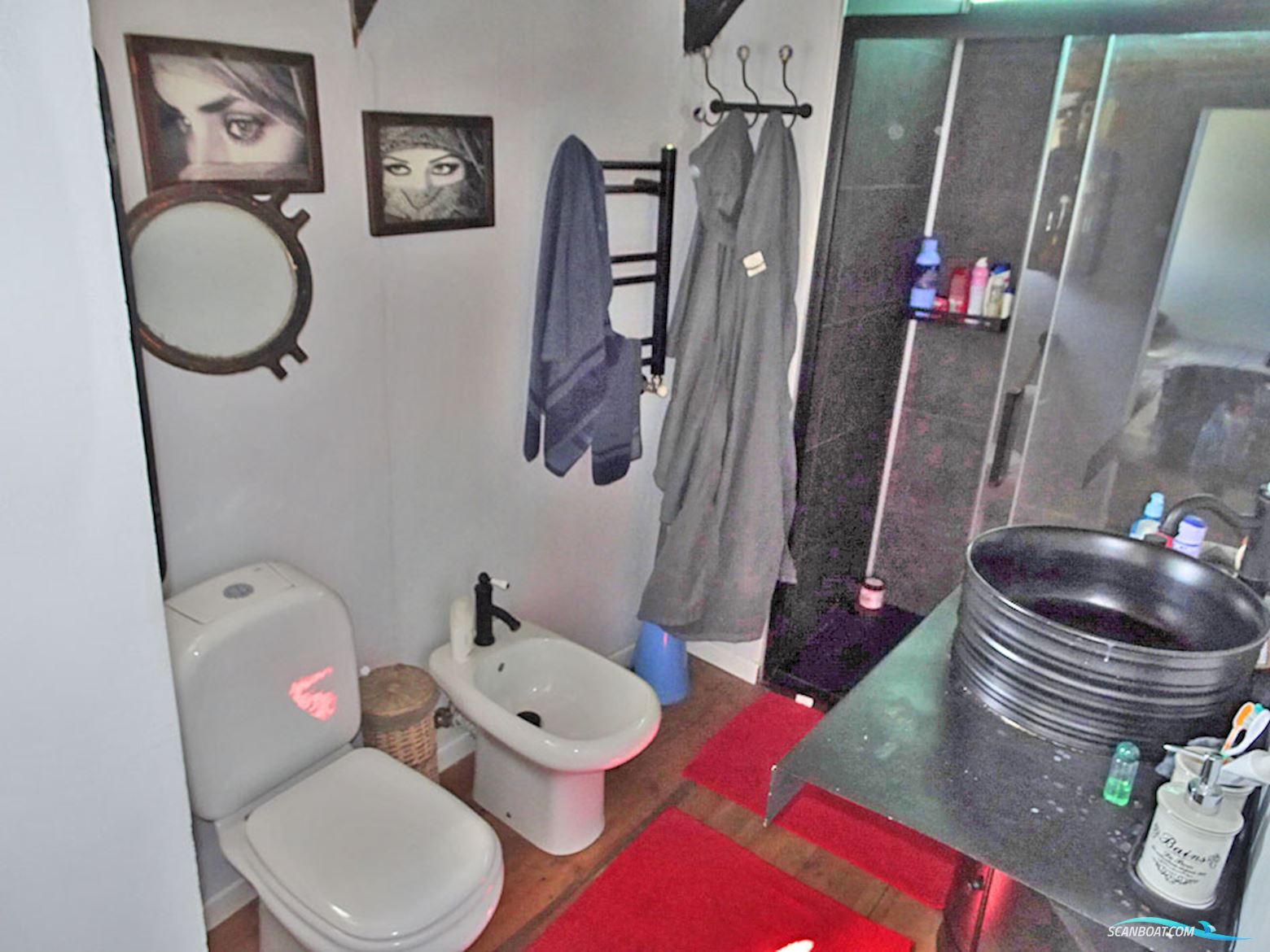 Spits Varend Woonschip 30.53 met UBC