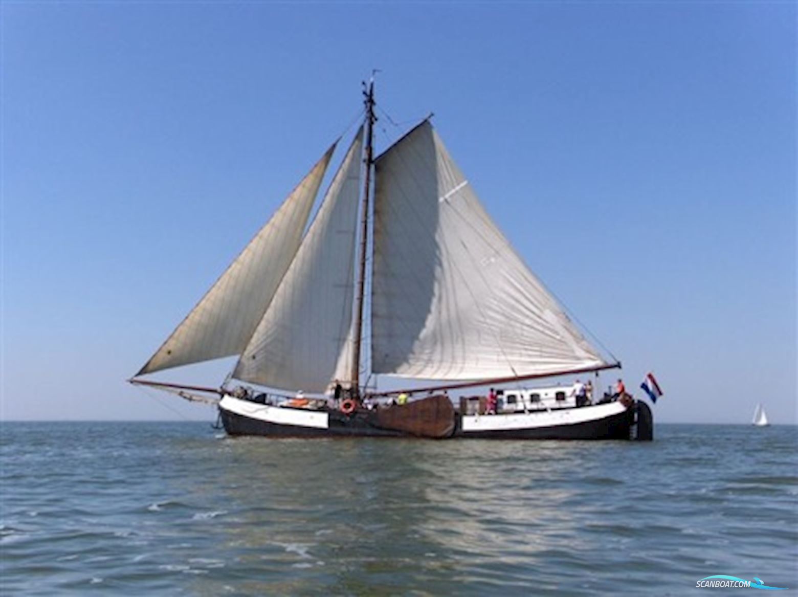 Tjalk Woonschip, Bedrijfsschip