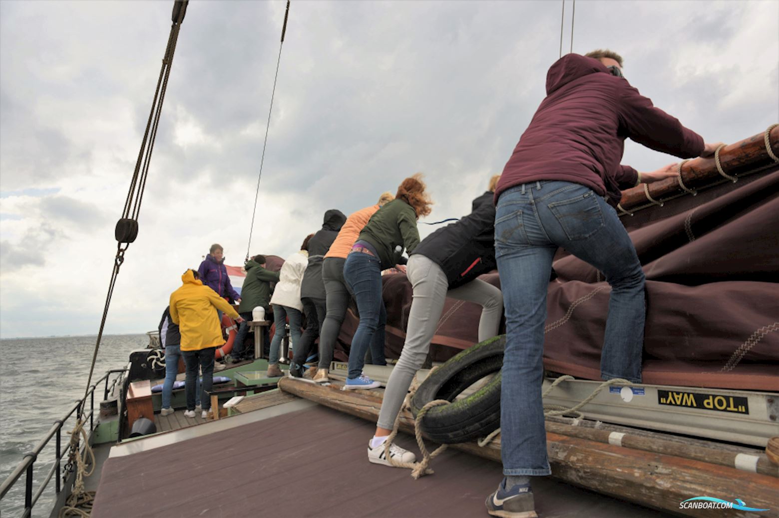 Tjalk Woonschip ex Charter