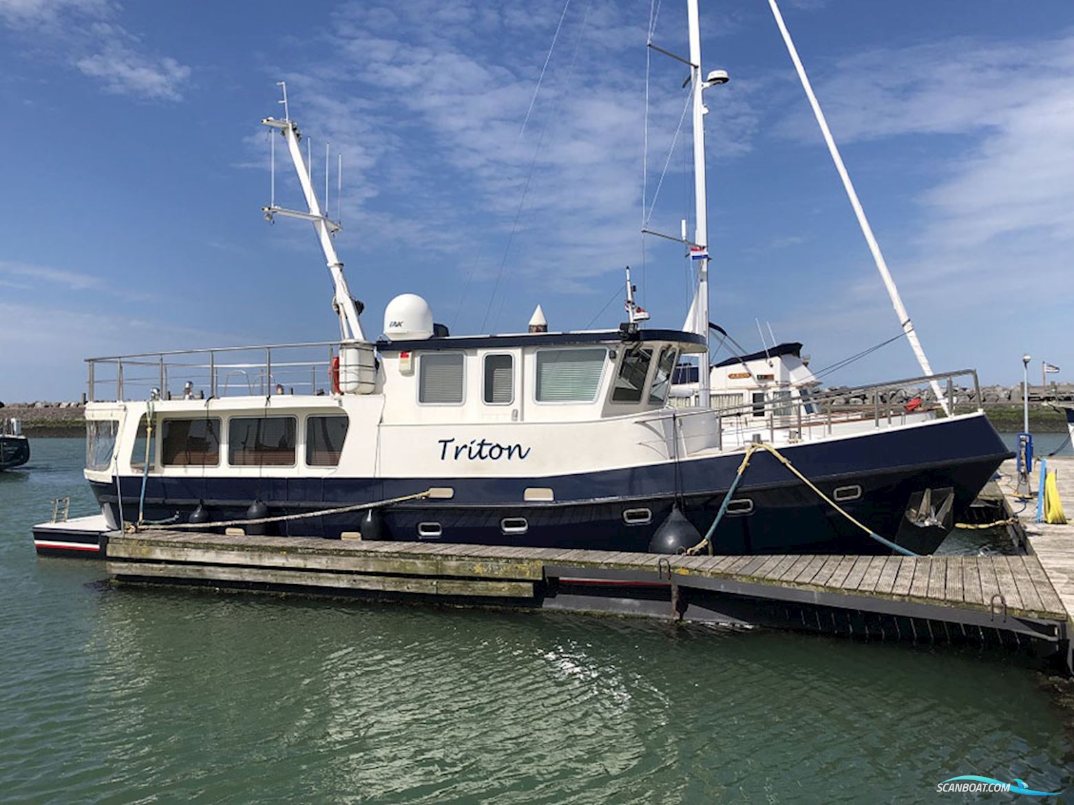 Trawlerjacht 48, Zeegaand