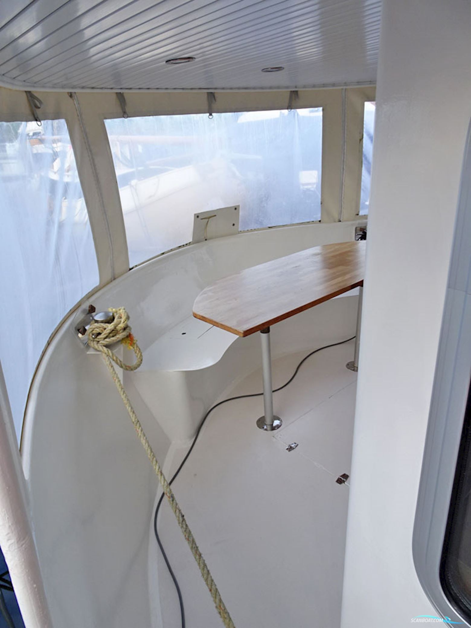 Trawlerjacht 48, Zeegaand