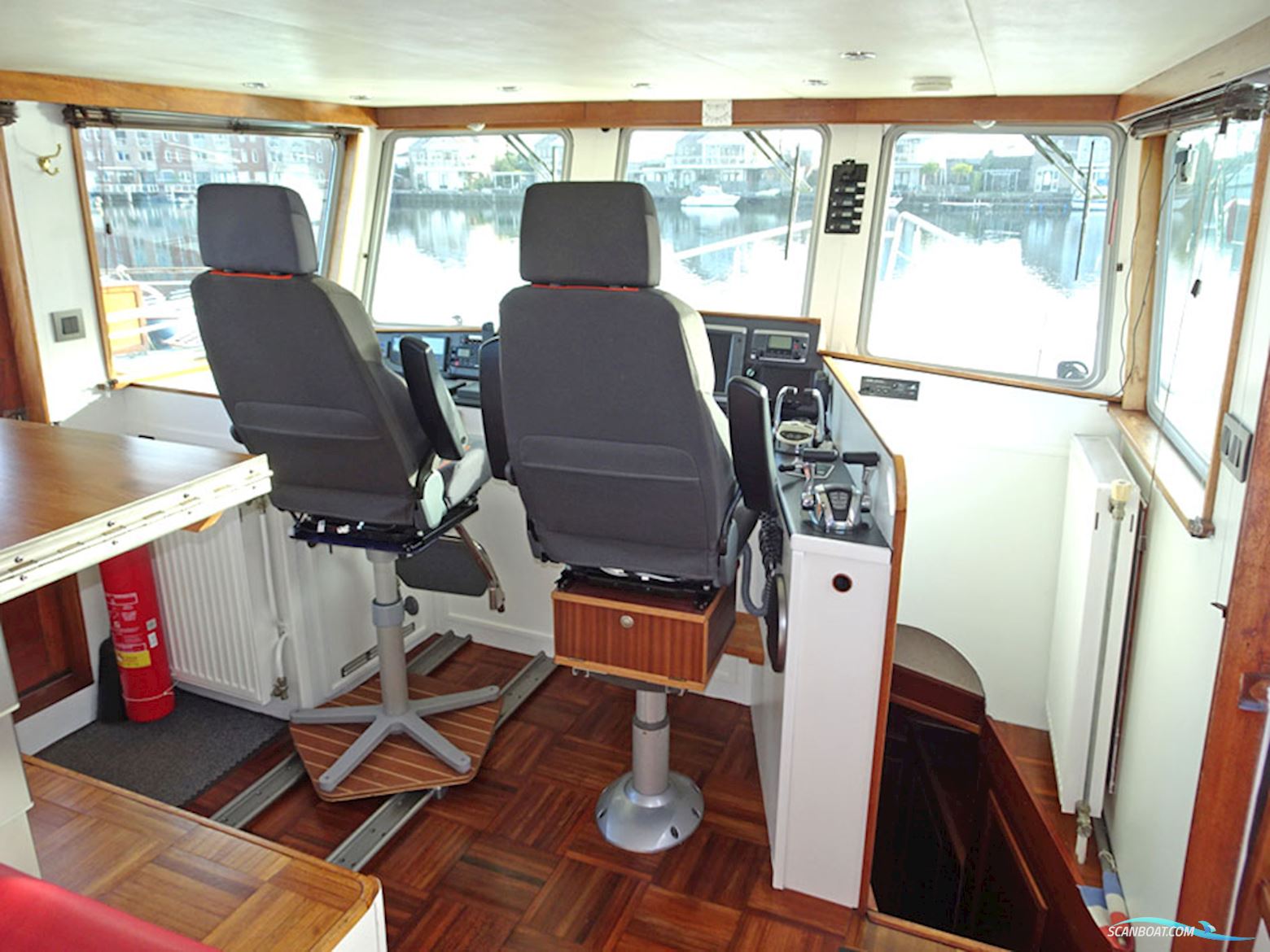 Trawlerjacht 48, Zeegaand