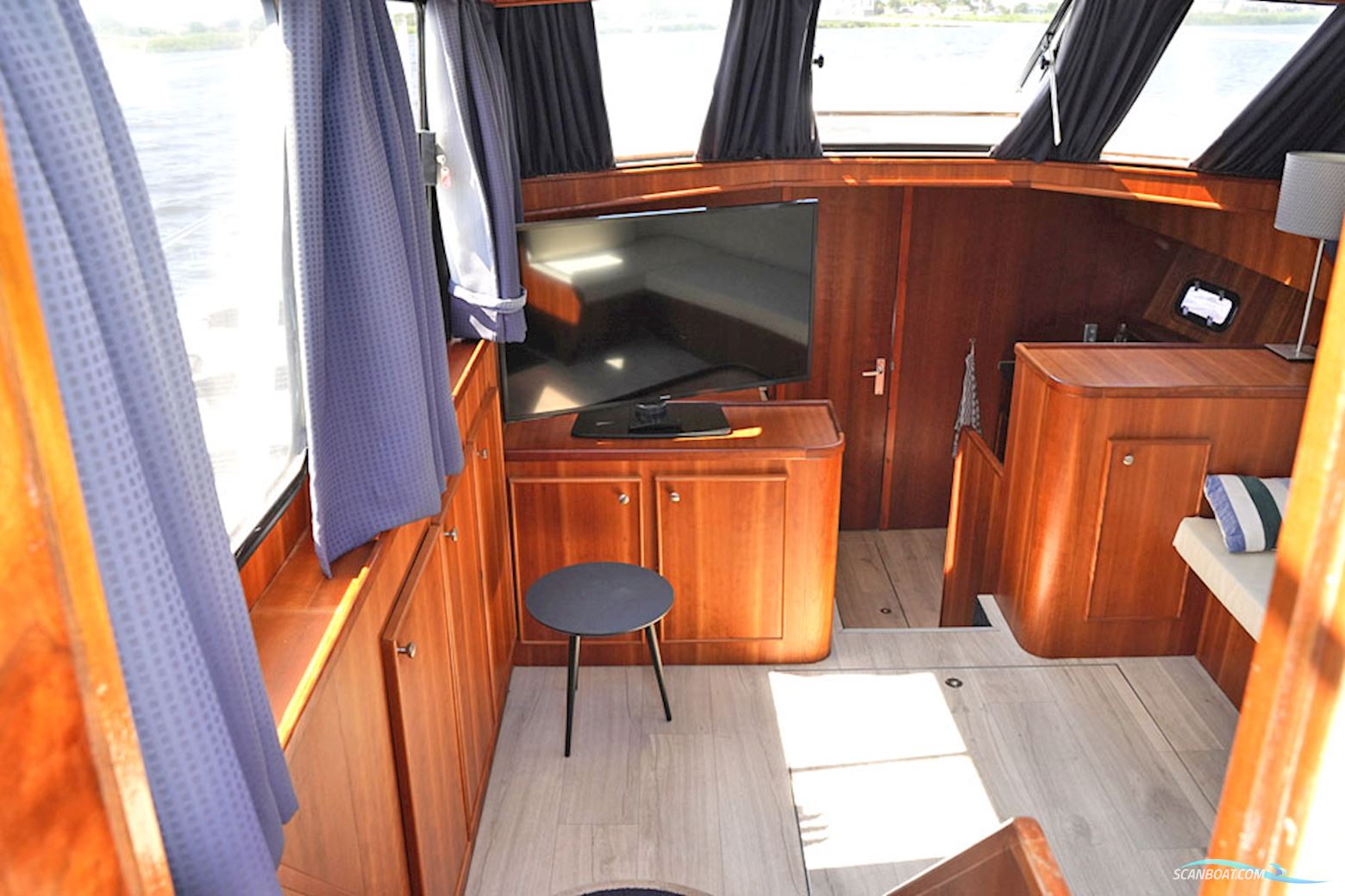 Treffer 1300 AK