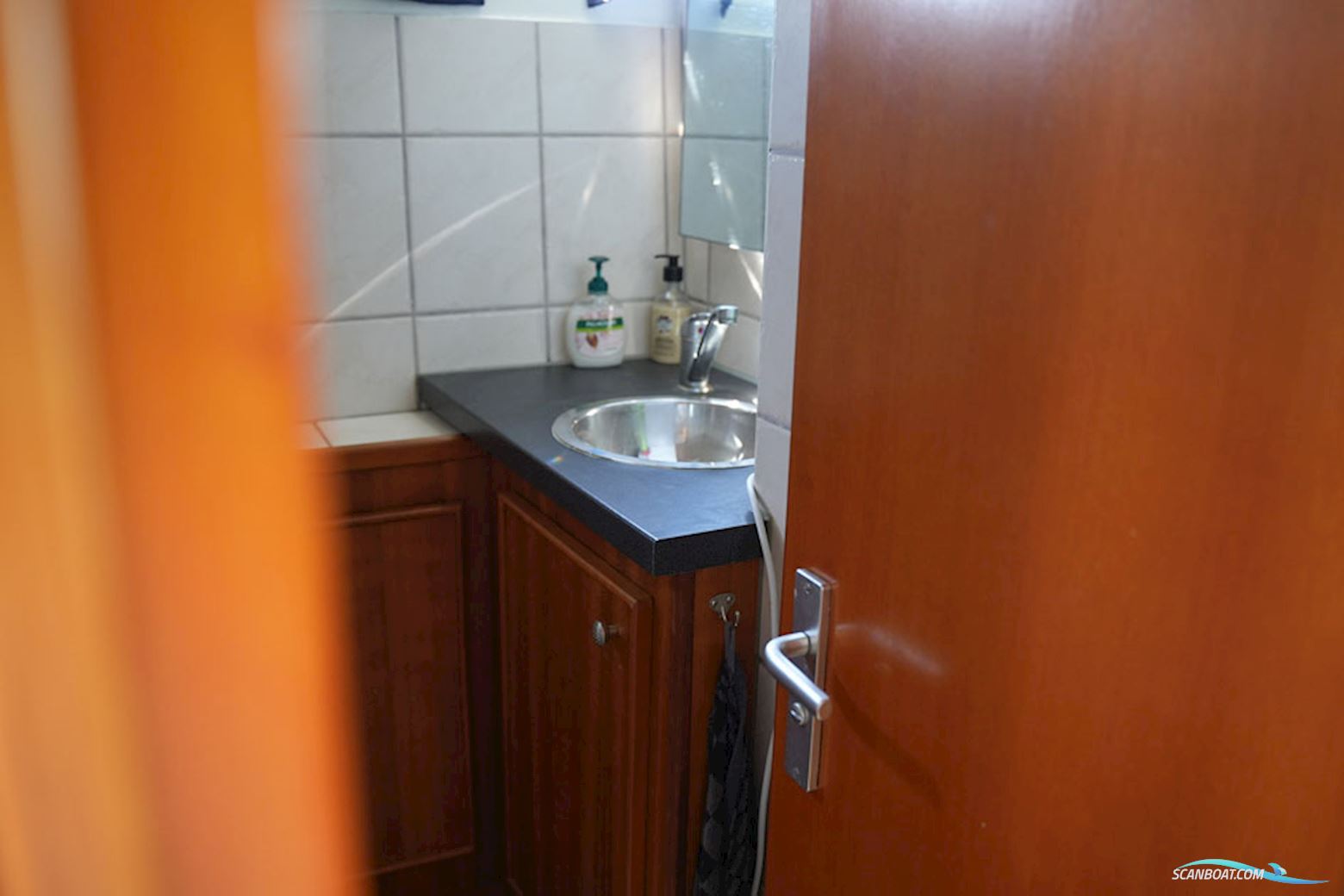 Treffer 1300 AK