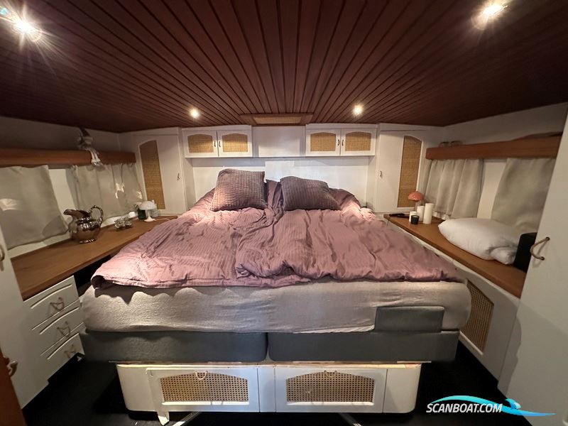 Van Der Valk 49 Royal Cruiser