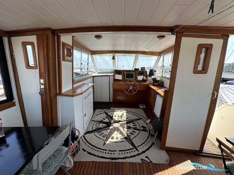 Van Der Valk 49 Royal Cruiser