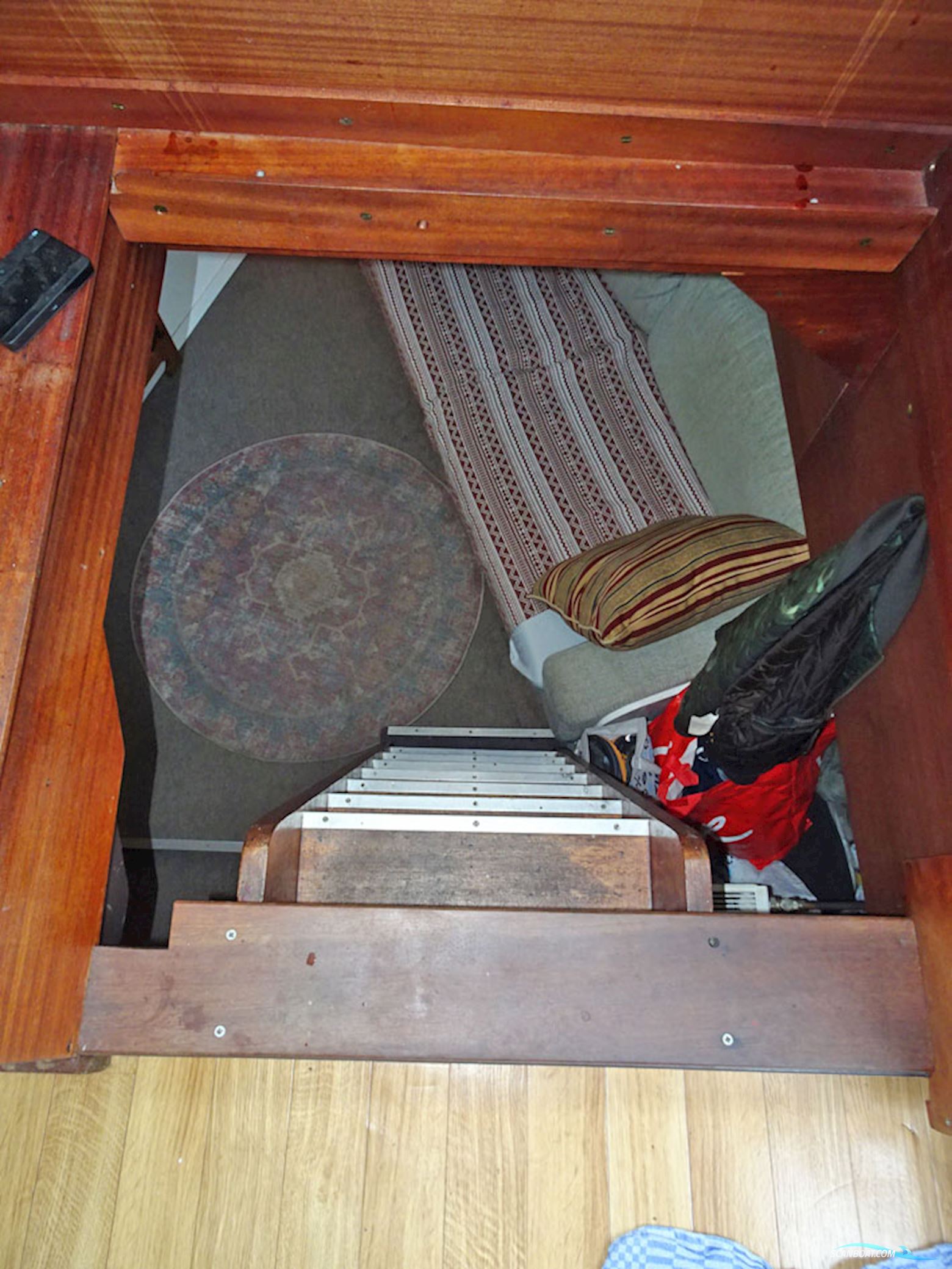 Varend Woonschip 14.99