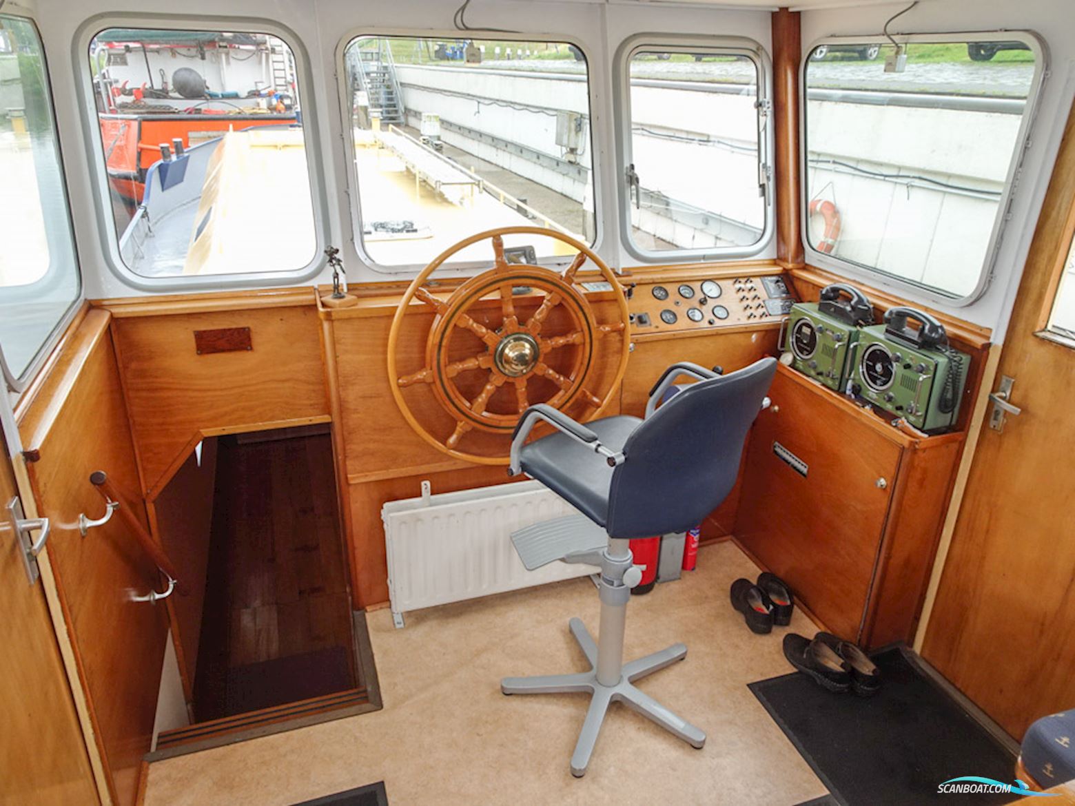 Varend Woonschip 17.16