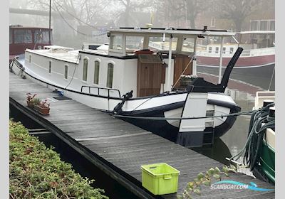 Varend Woonschip Skutsje 17.12 Live a board / Riverboat 1909, with Perkins<br />M65 engine, The Netherlands