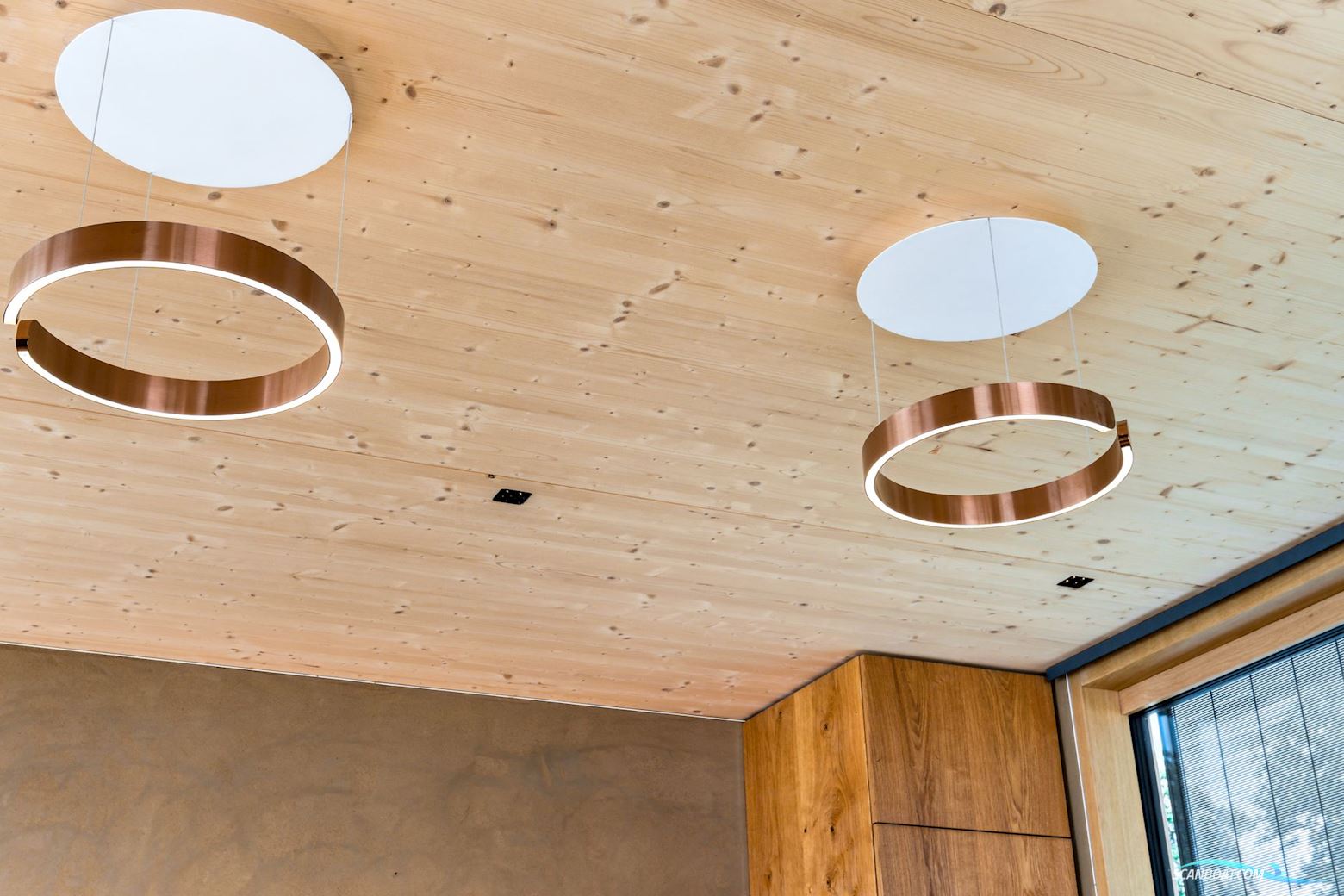 Waterloft "Ohana" - Eksklusiv sejlende husbåd / Wohnschiff (2022)