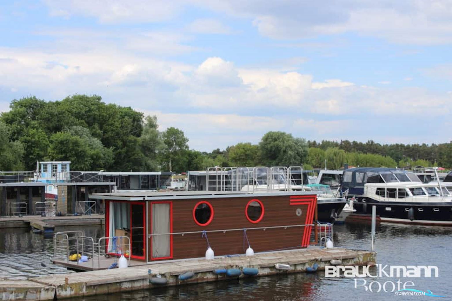 Werftbau Solar Hausboot 2022