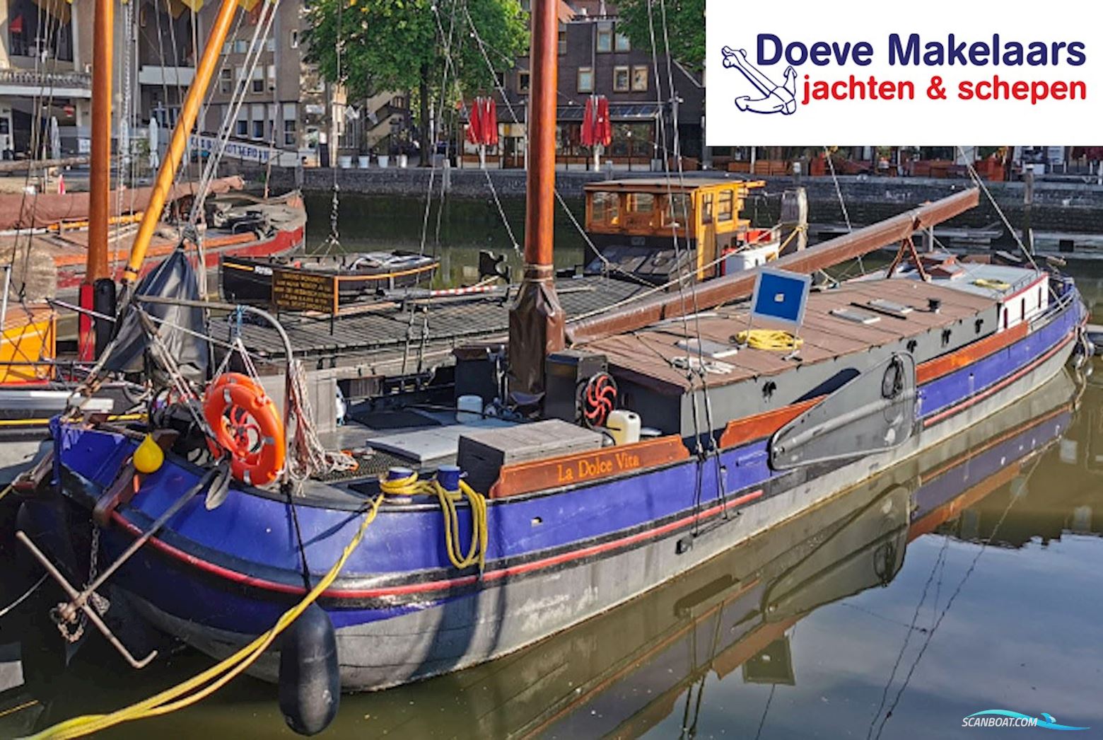 Zeiltjalk 20.73 Live a board / Riverboat 1922, with Mercedes<br />220D engine, The Netherlands