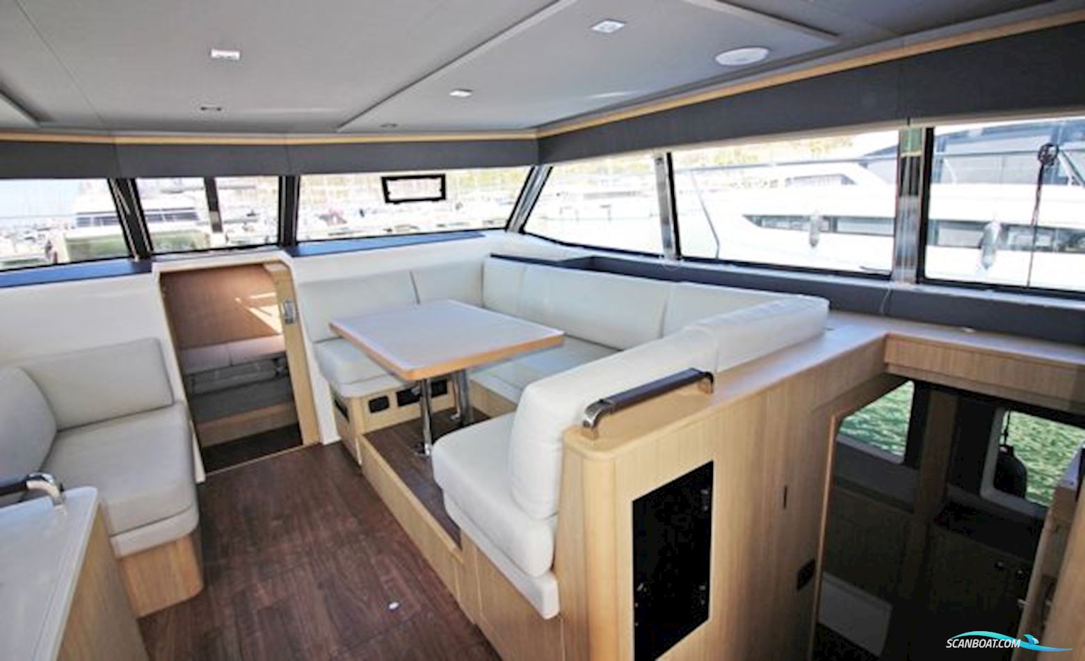 Aquila 42 Owner´s version